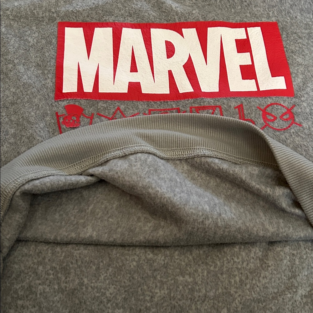 Marvel Women’s Gray Sweatshirt - Picture 4 of 6